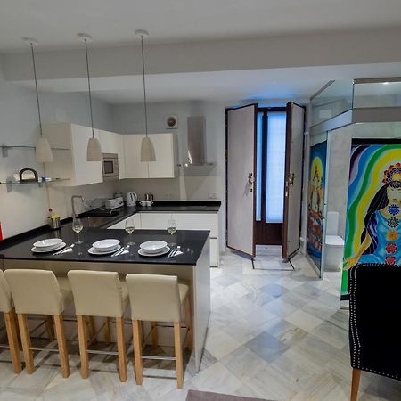 Suite Bali Seville Exterior photo