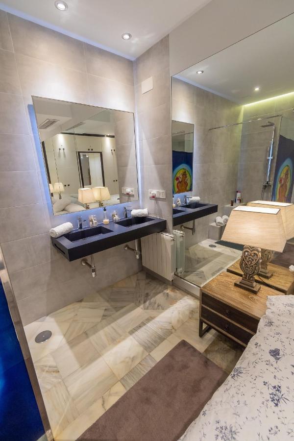 Suite Bali Seville Exterior photo