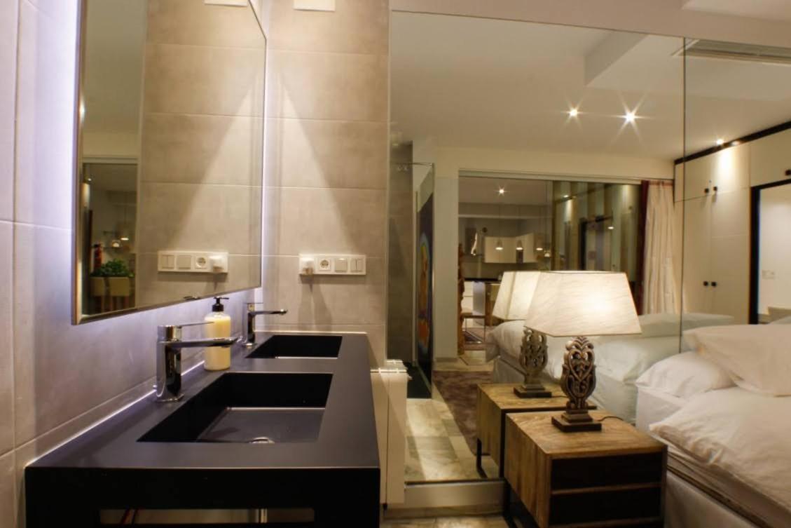 Suite Bali Seville Exterior photo