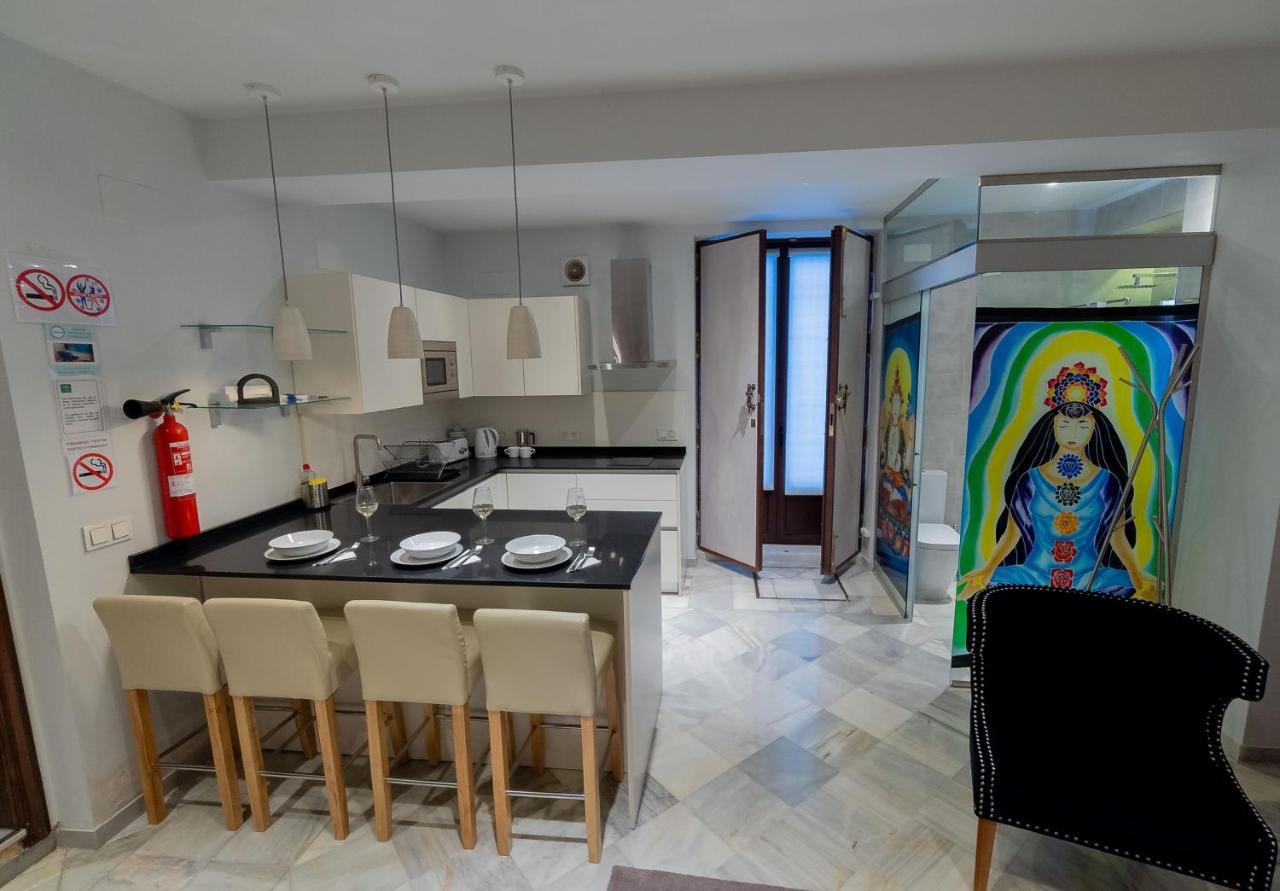 Suite Bali Seville Exterior photo
